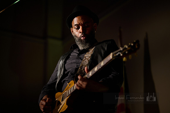 Bobby Bryan Trio 001