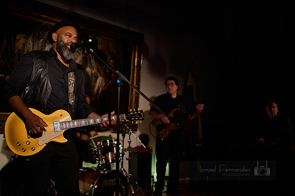 Bobby Bryan Trio 056